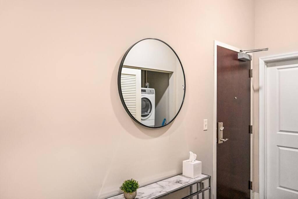 Heart Of Dt - Pool & Steam At Playhouse Square 315 Apartamento Cleveland Exterior foto